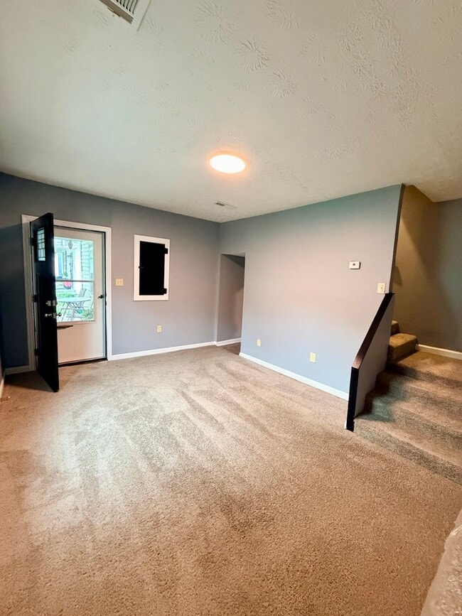 Photo - 268 E Loudon Ave Unit 2