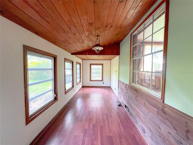 Photo - 11719 NE 7th Ave