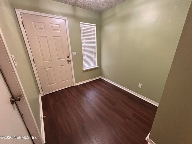 Photo - 8531 Sturbridge Cir W