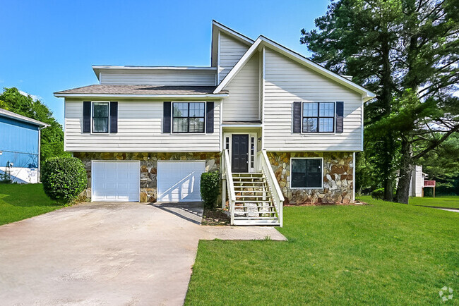 Building Photo - Inviting Home with Expansive Outdoor Livin...