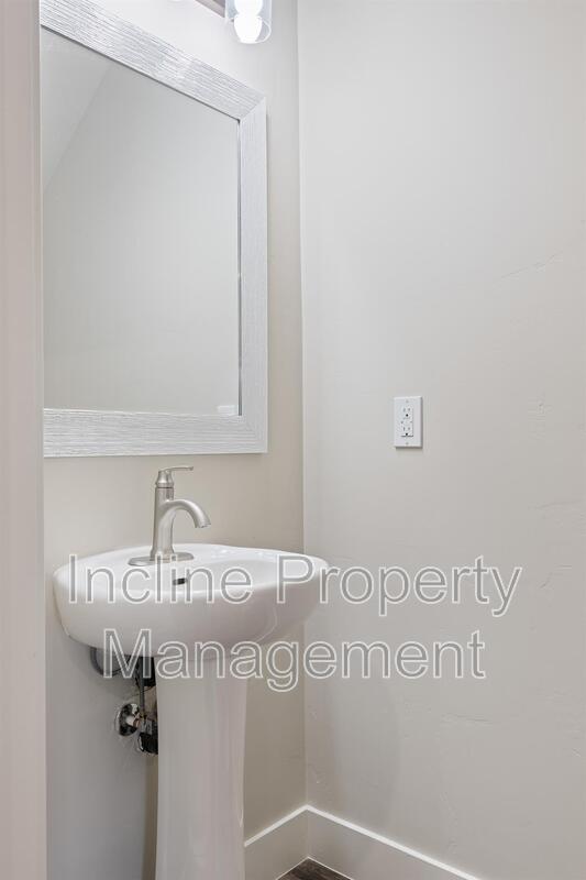 Photo - 280 W 2100 N