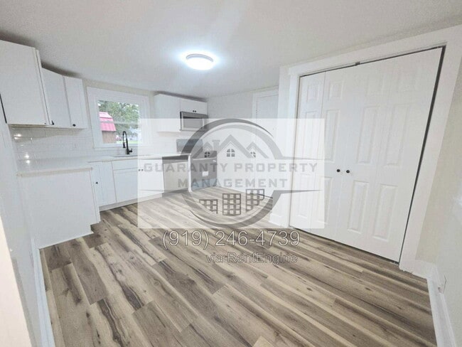 Photo - 404 E Elizabeth St