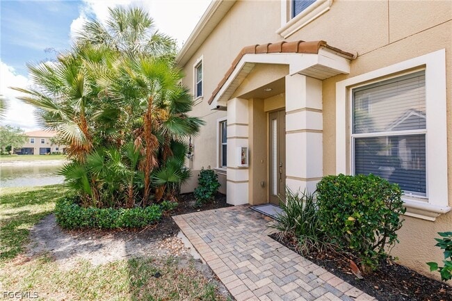 3100 Cottonwood Bend