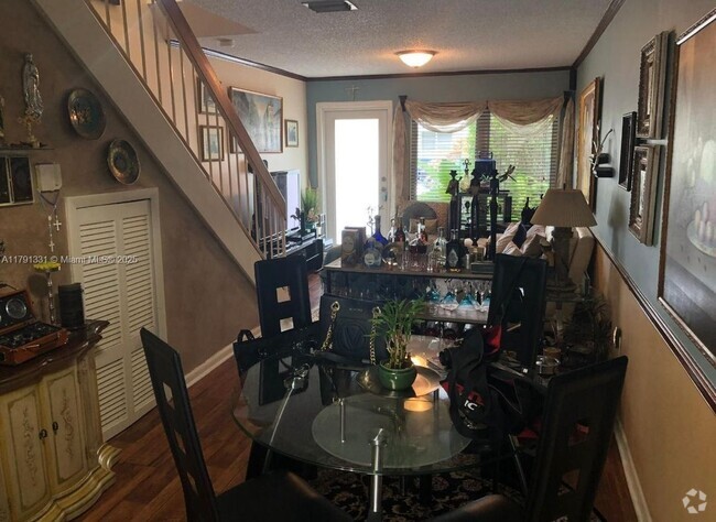 Building Photo - 248 Majorca Ave Rental