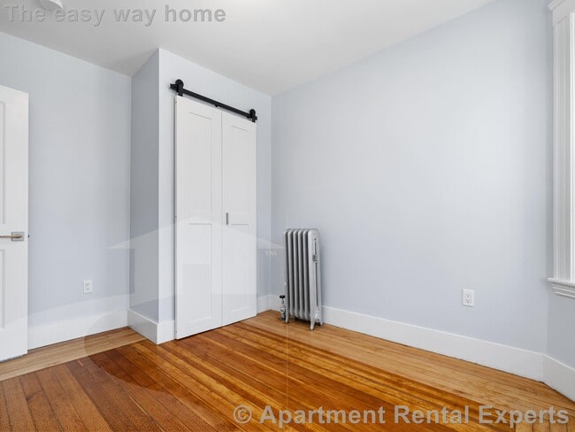 Photo - 16 Windsor Rd Unit #1