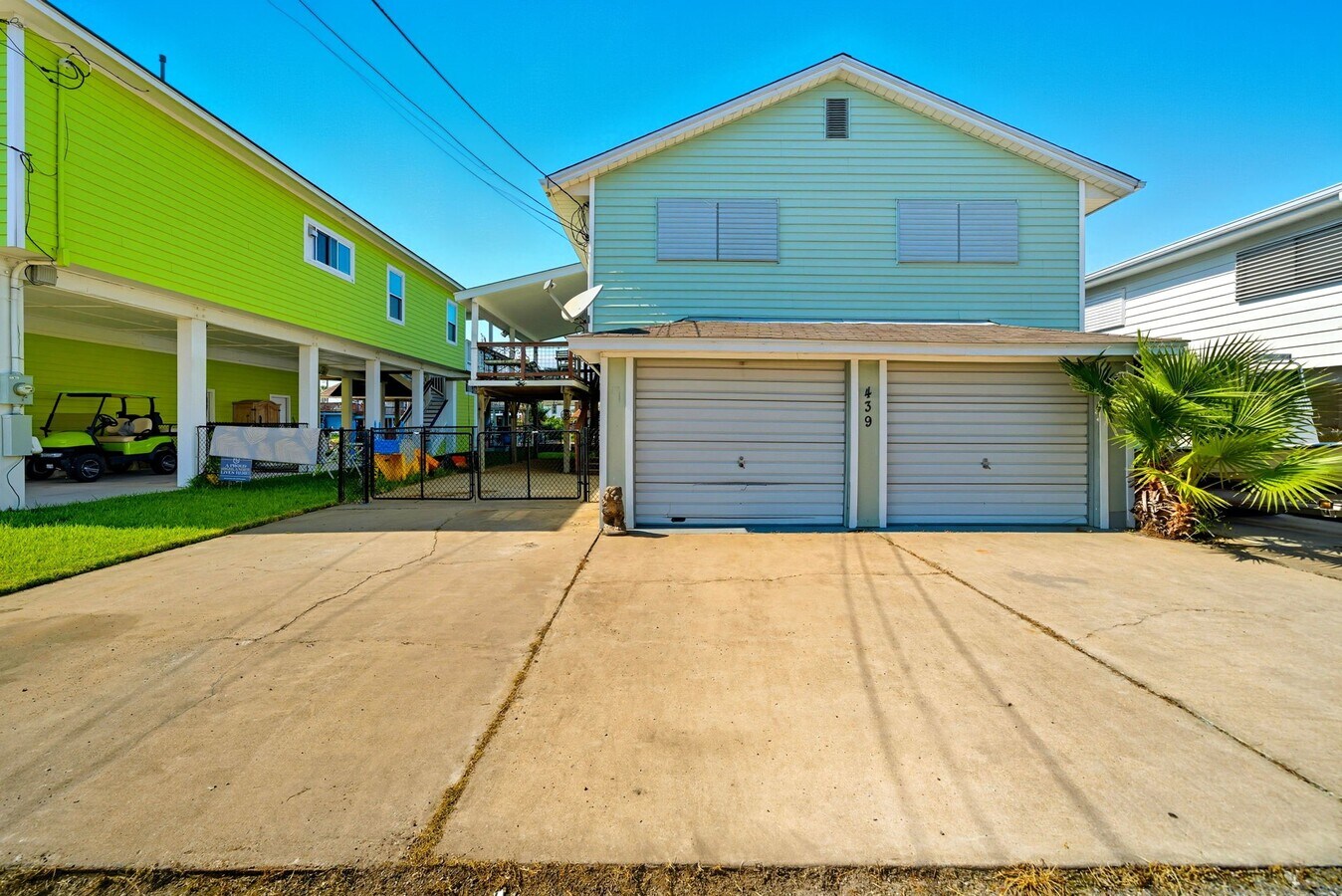 Photo - 439 Pompano St