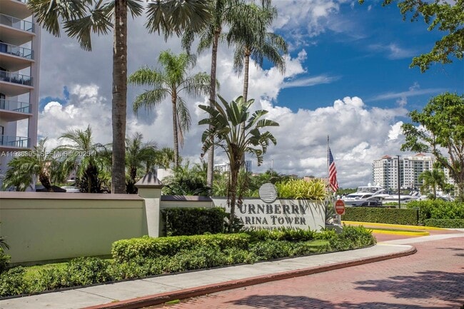 Photo - 19500 Turnberry Way Unit 5F