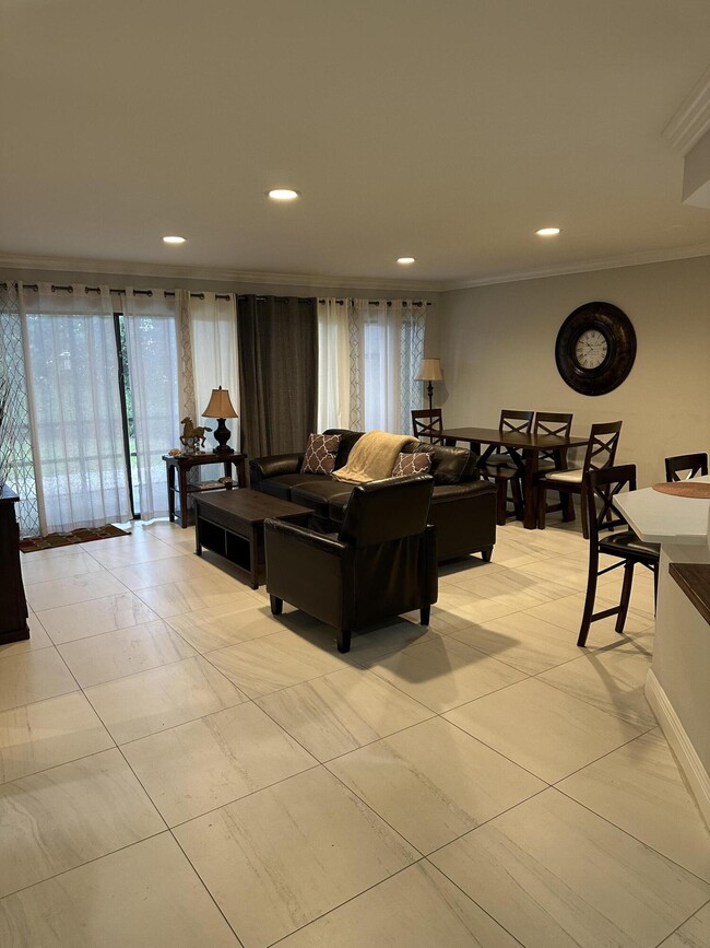Photo - 12725 Shoreline Dr
