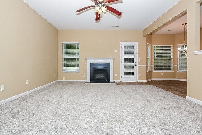 Photo - 6490 Grey Fox Way