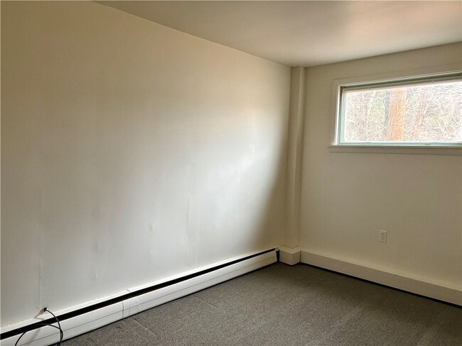 Photo - 116 W High St