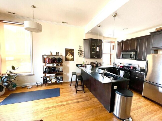 Photo - 932 N Noble St Condo Unit 2F