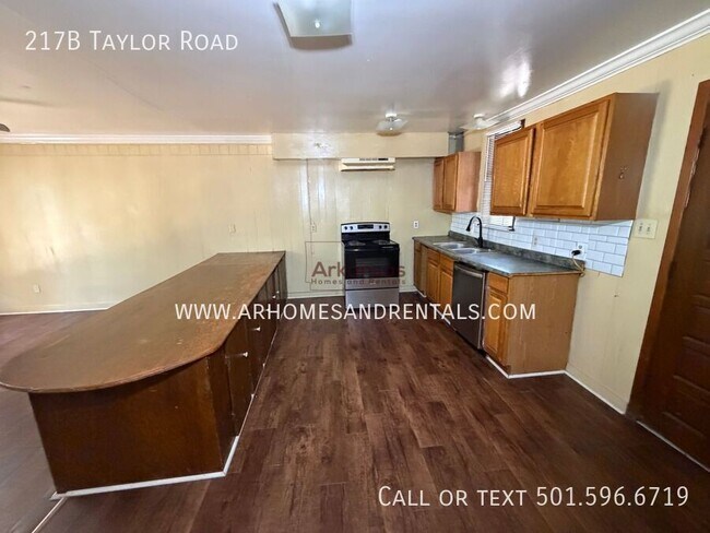 Photo - 217 Taylor Rd