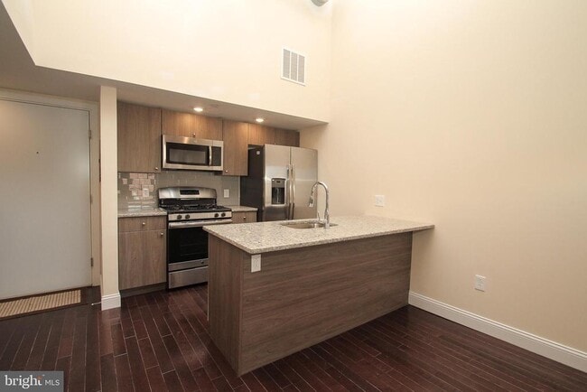 Building Photo - 1218 S 8th St Rental