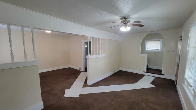 Photo - 1573 East Ave