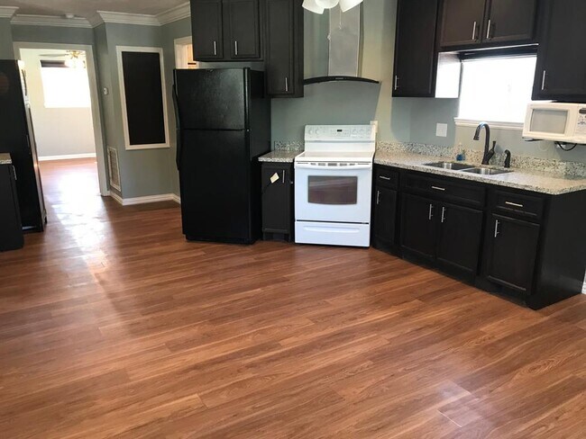 Photo - 6518 Colony Ln