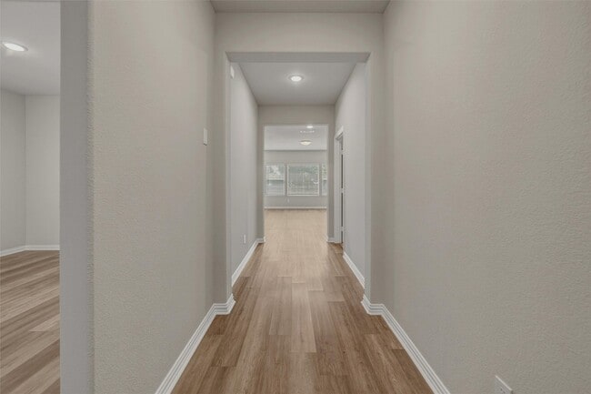 Photo - 3314 Gordon St