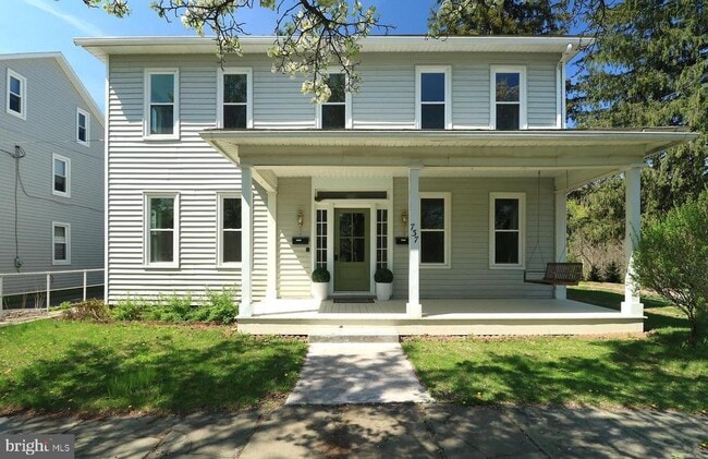 Building Photo - 737 N Allegheny St Rental