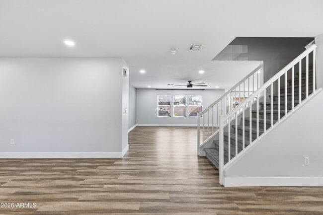 Photo - 10617 W Daley Ln