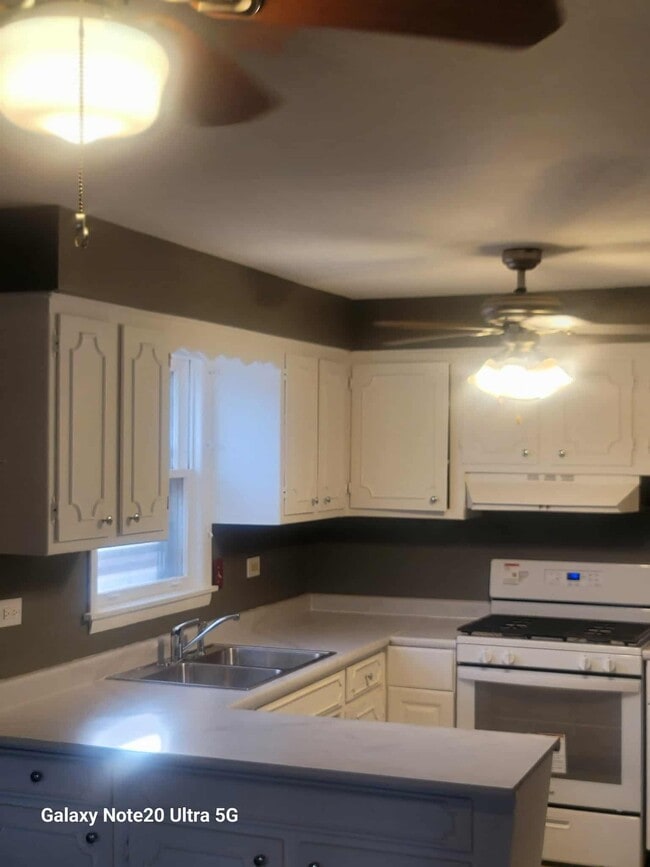 Photo - 289 Yates Ave Unidad 289 YATES AVE