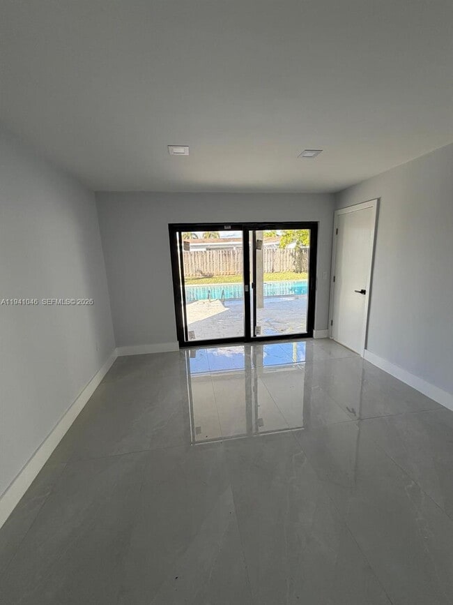 Photo - 10581 NW 28th Manor