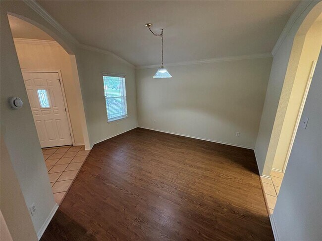 Photo - 2100 Mir Woods Dr