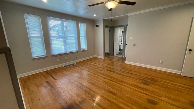 Photo - 404 Linden Cir Unidad 5