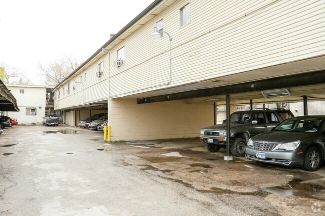 Photo - Oak Acres Apartments