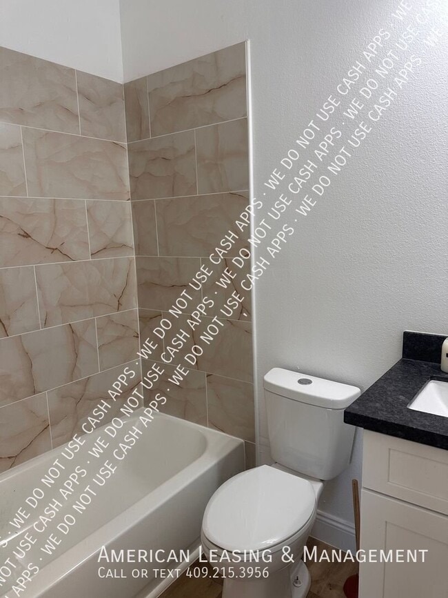 1003 Lynn-C