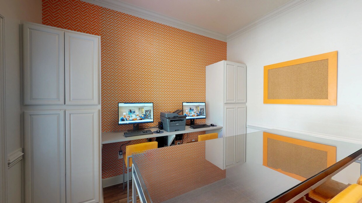 Photo - Crowne Polo Apartments