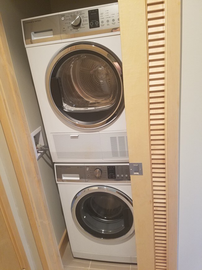 Greenway Village Apartments For Rent in Lauderdale, MN