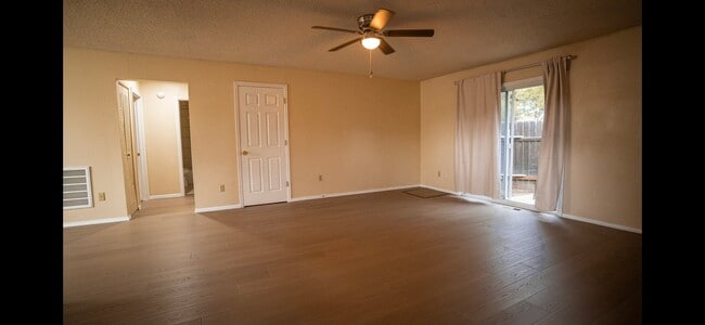 Photo - 2584 Astrozon Cir Unit 1