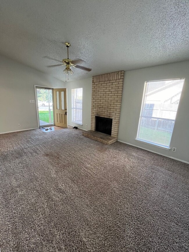 Photo - 2704 Aftonshire Way Unidad 2704 B Aftonshire Way