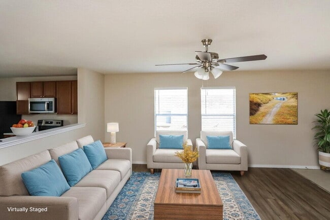 Photo - 1316 Hazelnut Dr