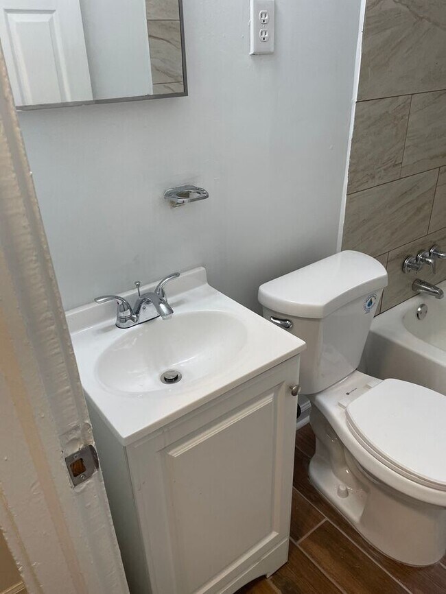Photo - Well Maintained 2 Bedroom