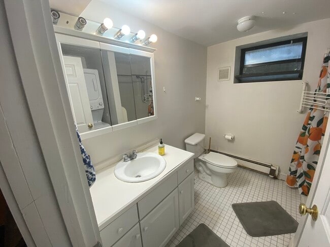 Photo - 11 Story St Unit 4