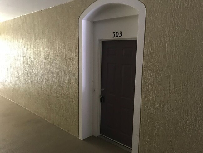 Photo - Must-See 3 Bedroom / 2 Bathroom Condo in B...