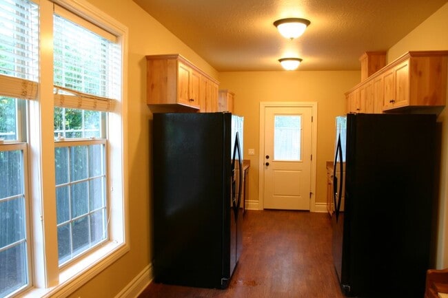 Photo - 3111 NW Grant Ave