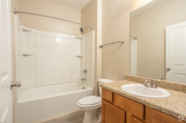 3BR, 2BA - 1,332SF