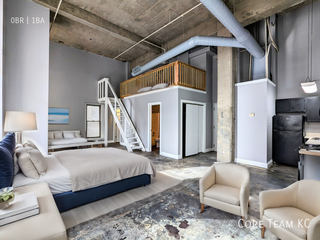 Studio in River Market - Studio in River Market Apartment Unit 109