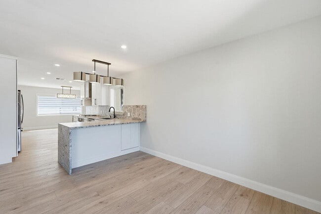 Photo - 6819 E Paradise Pkwy