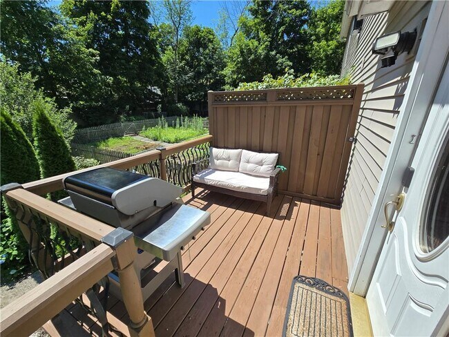 180 S Main St Unit 3
