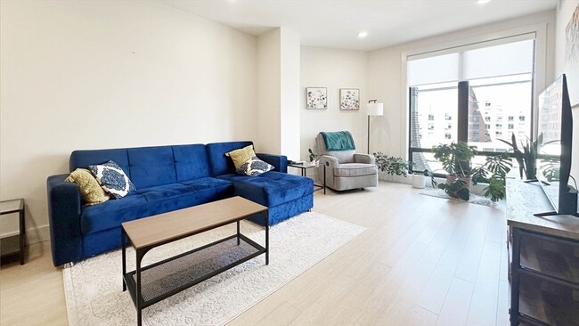 Photo - 121 Portland St Unidad 802 Rental