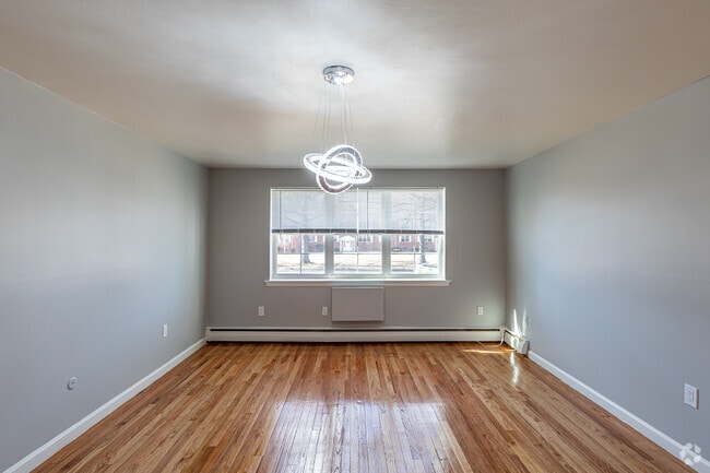 2BR, 1BA- Living Room