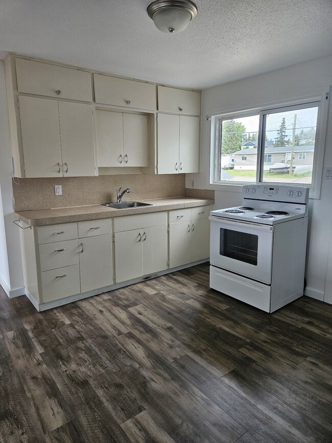 954 A Cornwall Crescent Unit 954 A