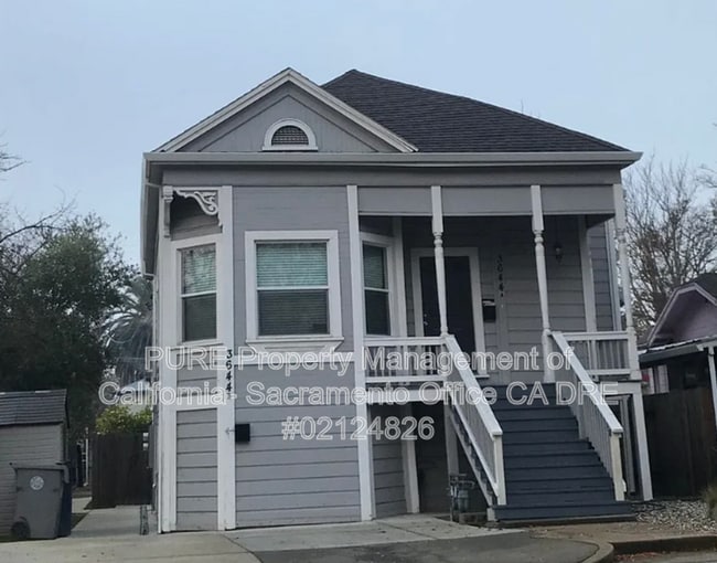 Building Photo - 3644 1st Ave