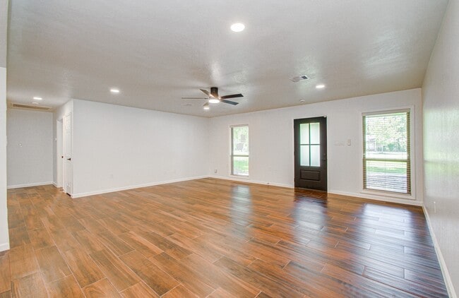 Photo - 6930 S Oak Bend Dr
