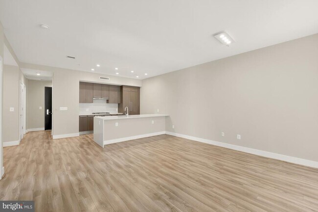 Photo - 1628 11th St NW Unit 208