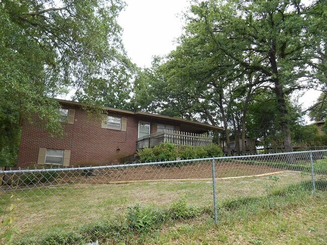 Photo - 4718 Marino St