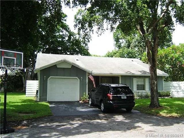 Photo - 15120 SW 141st Pl Casa