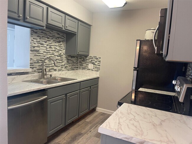 Photo - 1516 Bay Area Blvd Unit F6